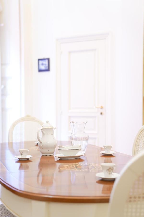 Casa Napoletana - Culture Apartment Naples Extérieur photo